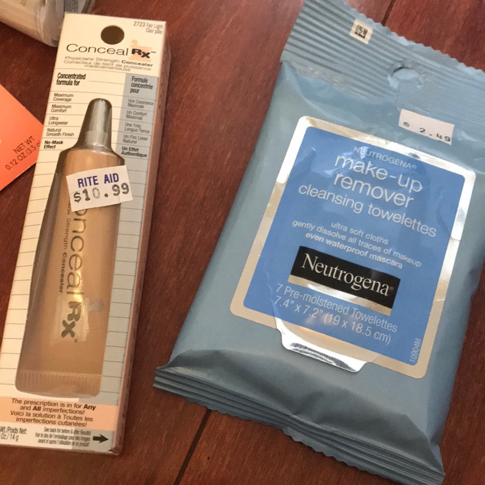 NWT Value $50 Make up bundle - Picture 3 of 6